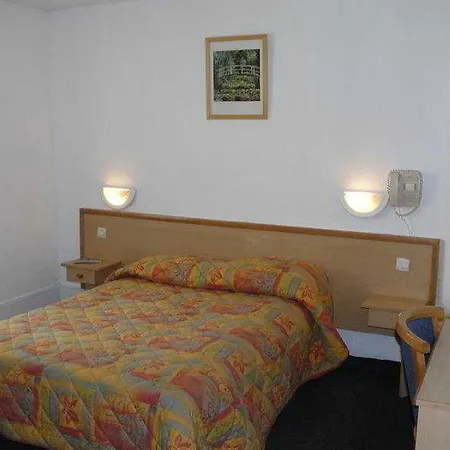 Altona Otel 2*