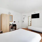 Hotel Altona 2*