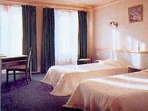 Altona מלון פריז