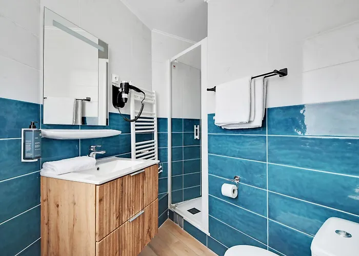 アルトナ 2* パリ