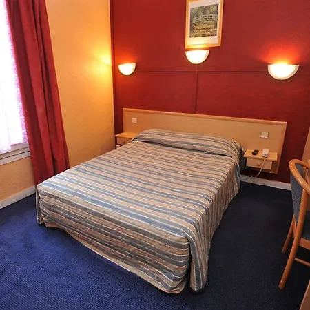 Altona Hotel 2*