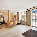 Hotel Altona 2*